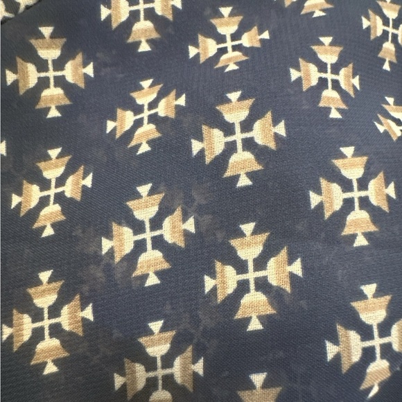 Gap Navy Blue Floral Women's Top 3/4 or long sleeve - Picture 7 of 8